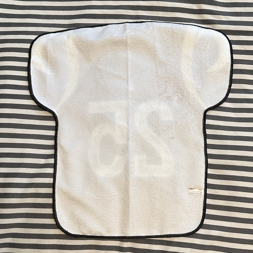 NFL ‘25 Rams Terry Rally Towel - Picture 3 of 3